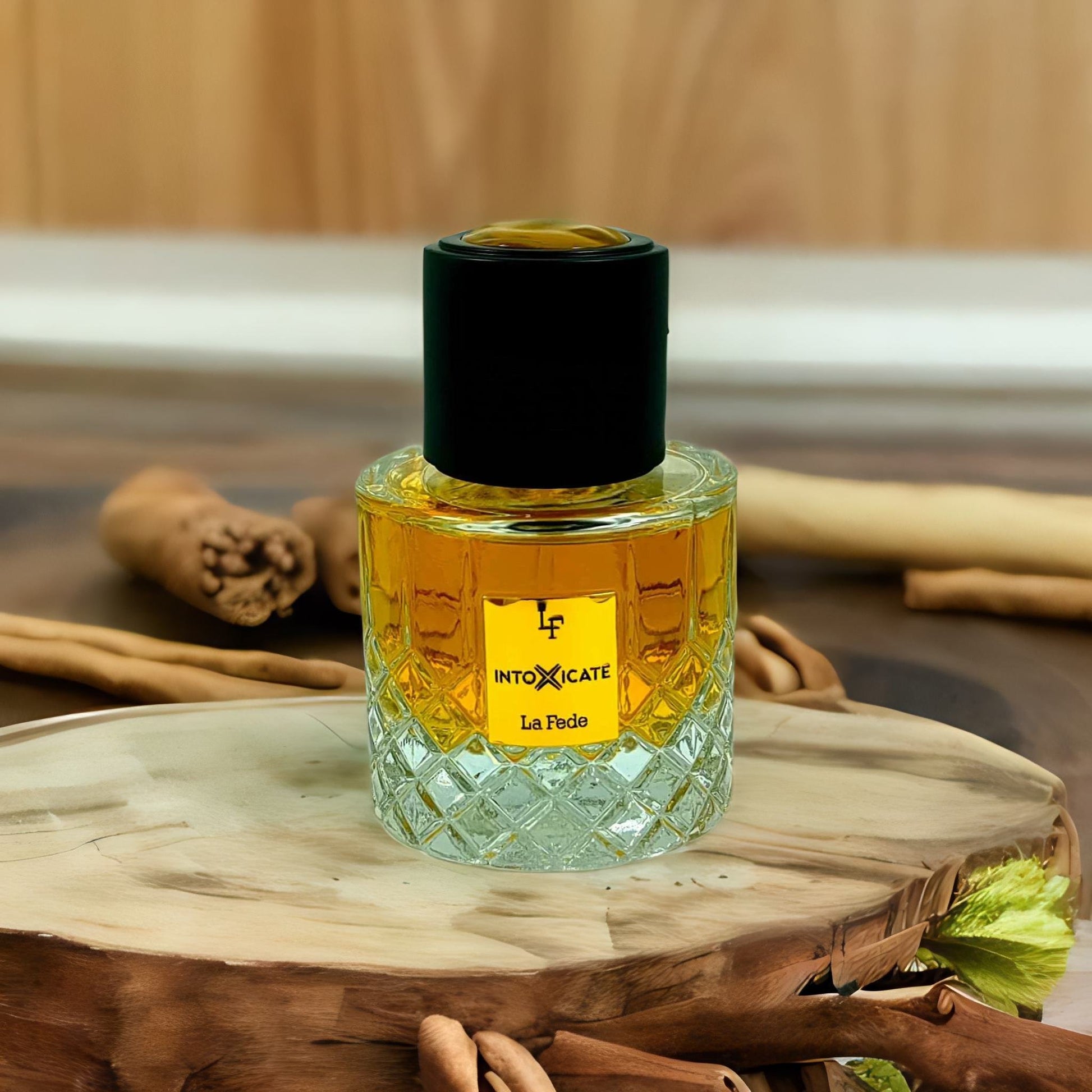 INTOXICATE - Amber fragrance for men